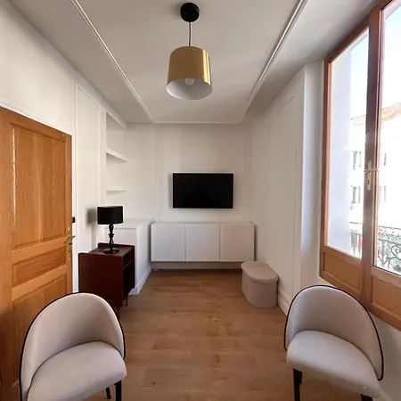 Bouchon Apartment